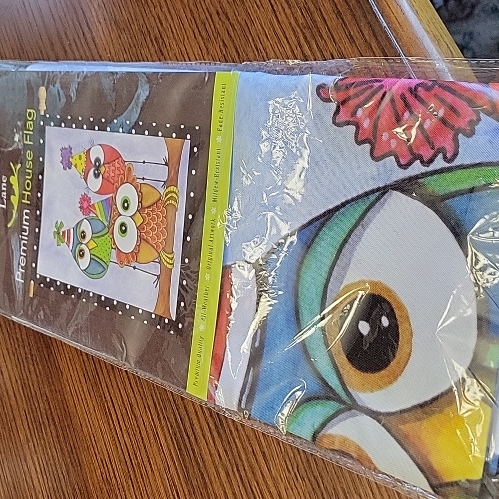 Briarwood Lane Party Owls Flag